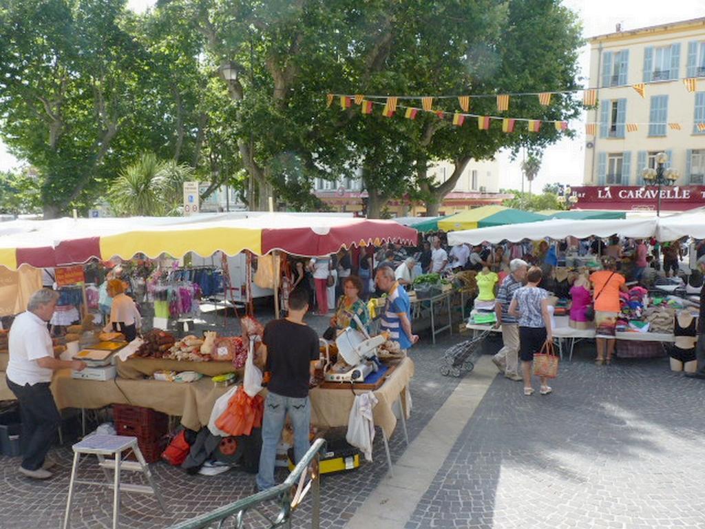 فندق دو سوليل Hyères المظهر الخارجي الصورة